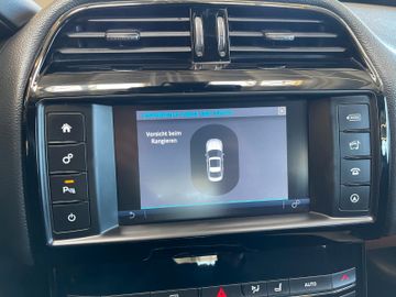 Jaguar XE Pure *NAVI*360°*SZHZ*TEMPO*BI-XENON*PDC*TOUCH
