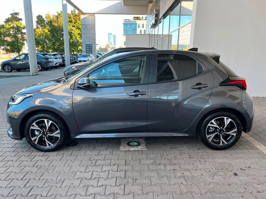 Fahrzeugabbildung Toyota Yaris Hybrid Teamplayer Comfortpaket