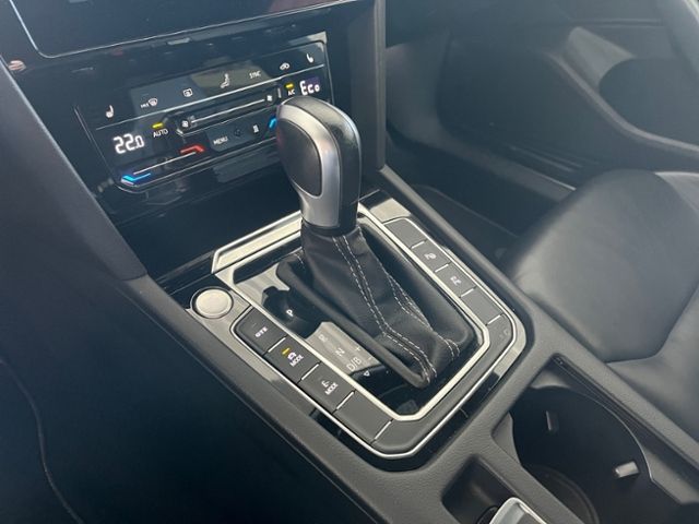 Fahrzeugabbildung Volkswagen Arteon Shooting Brake 1.4 eHybrid DSG R-LINE AHK
