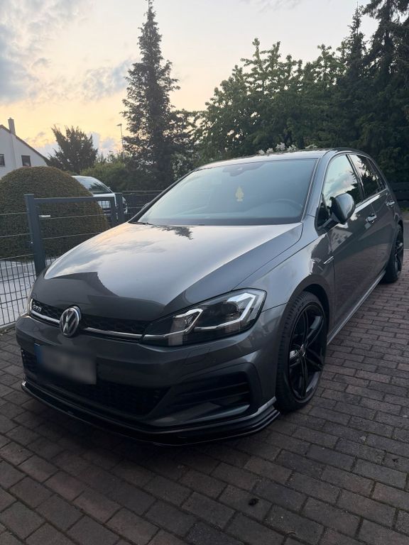 Image of Volkswagen Golf