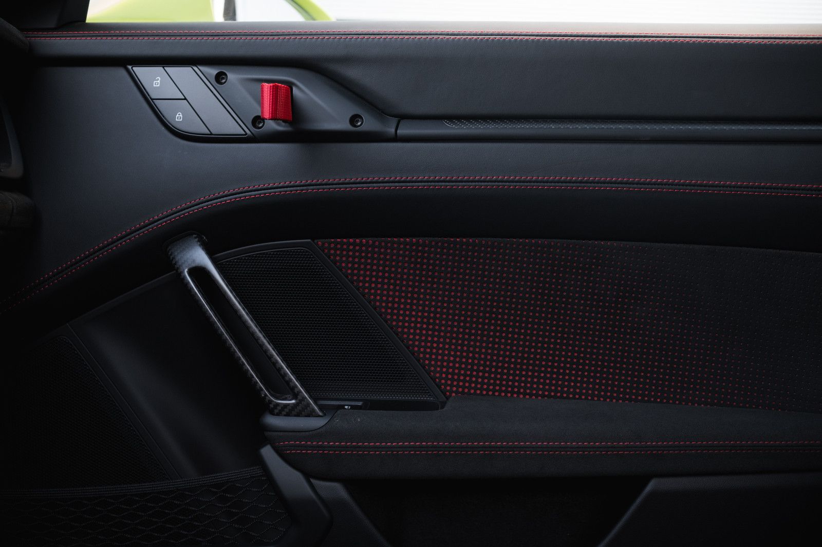 Fahrzeugabbildung Porsche 992/911 GT3 RS-Weissach-Lift-90 Liter-FOLIERT