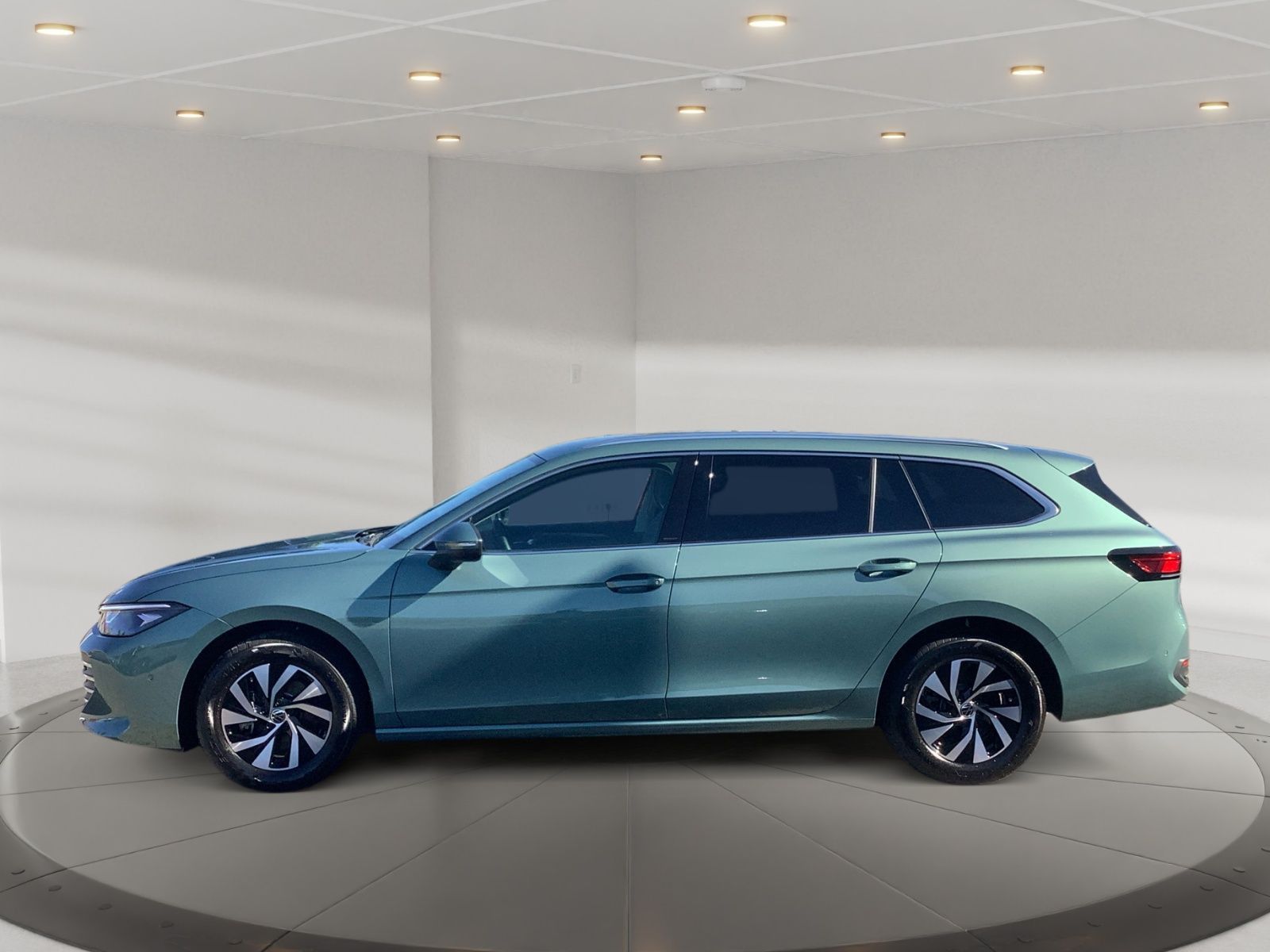 Volkswagen Passat Variant 1.5 TSI DSG Business ACC LED Navi foto 3