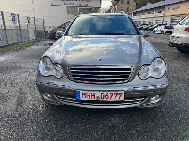 Mercedes-Benz C 220 CDI T AVANTGARDE