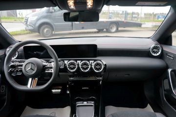 Fahrzeugabbildung Mercedes-Benz CLA 200d Shooting Brake*Amg Line,Kamera*Ahk,MBUX