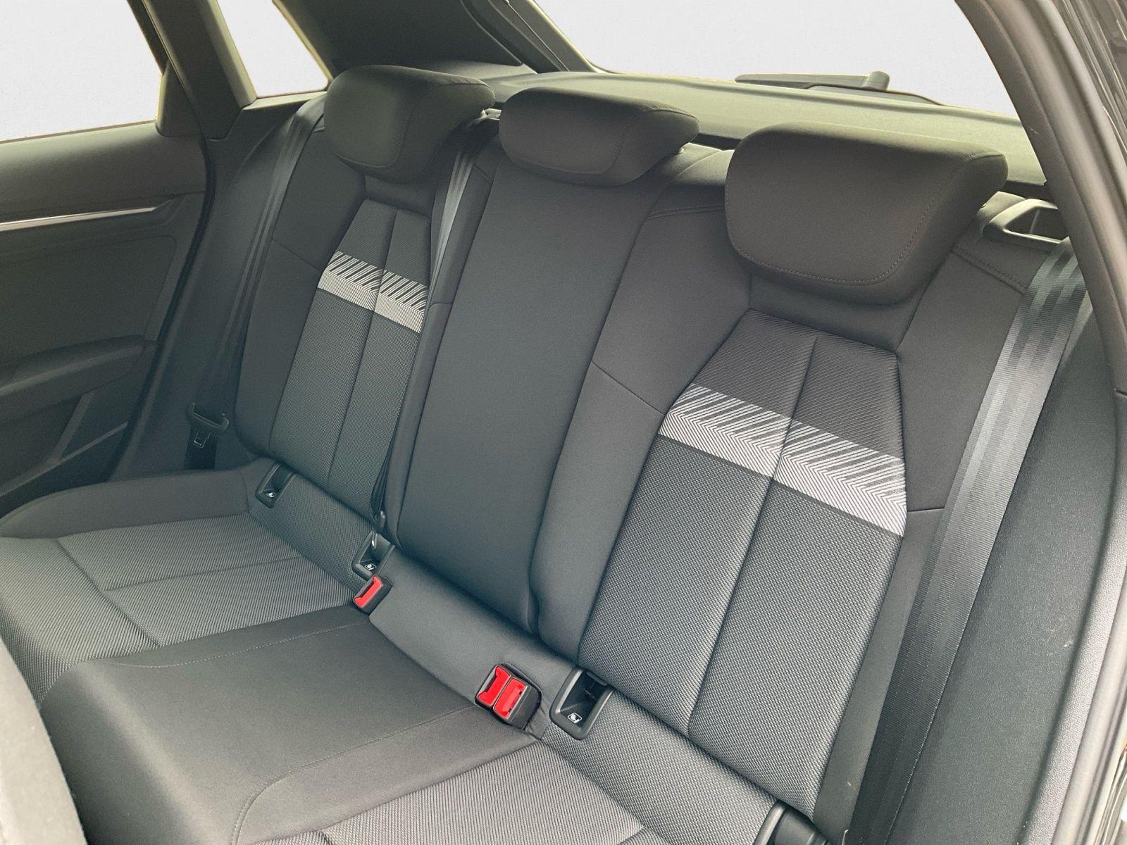Audi A3 Sportback 35 TFSI Stronic LED ACC SHZ Keyless, миниатюра 13