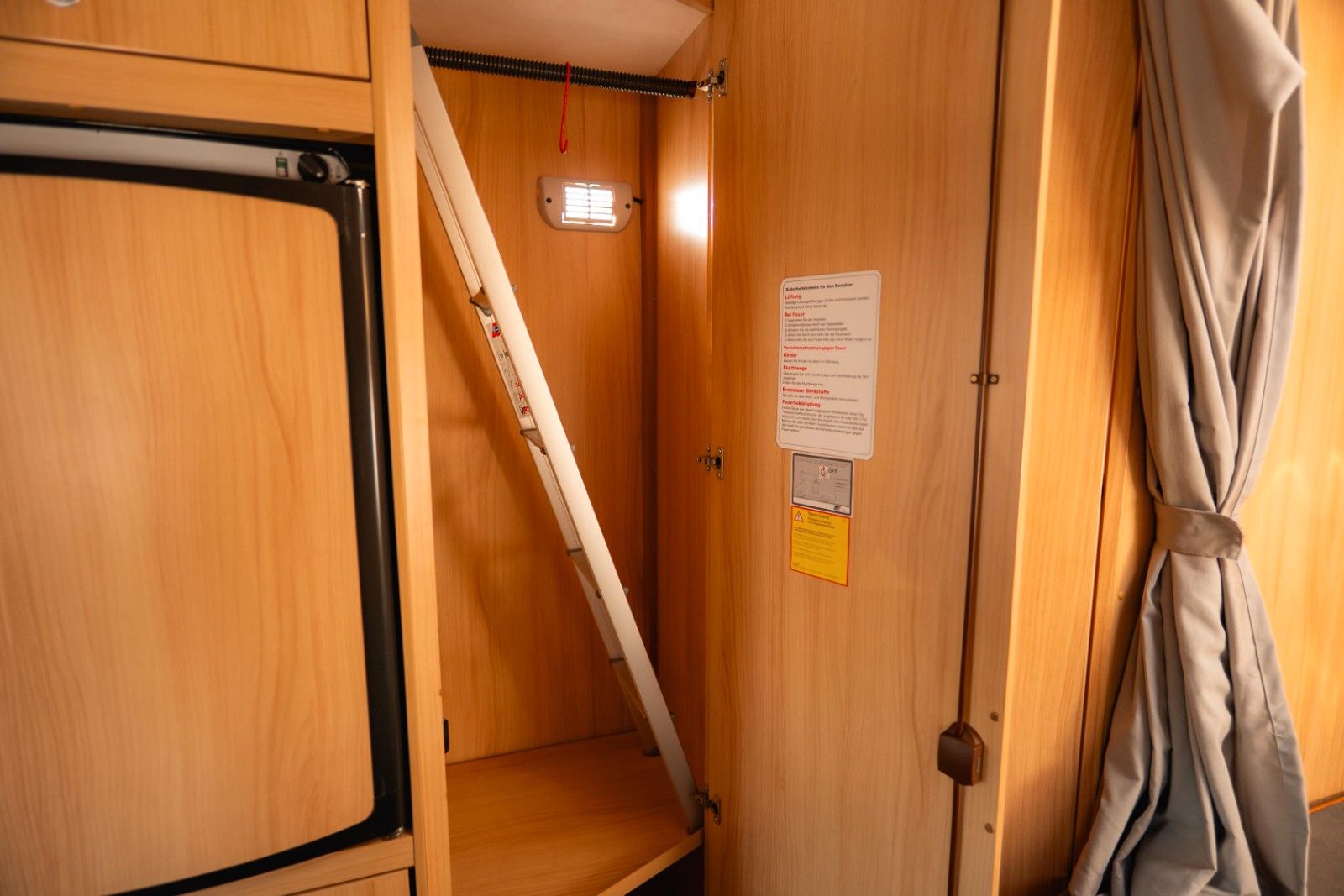 Fahrzeugabbildung Fiat Ducato Alkoven *6 Schlafplätze*Markise*Klima*