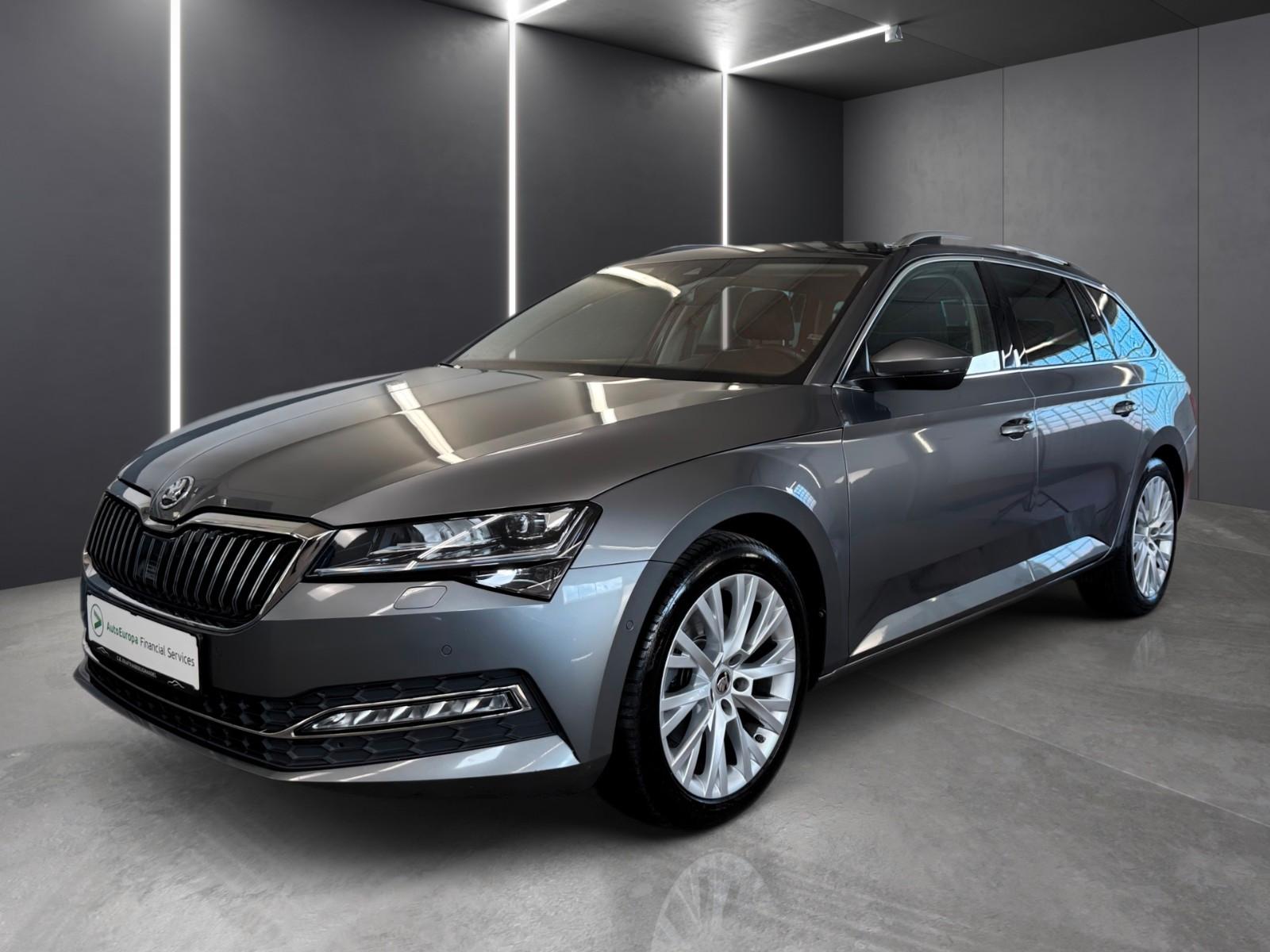 Skoda Superb Combi Style DSG - Matrix, DCC, Panorama