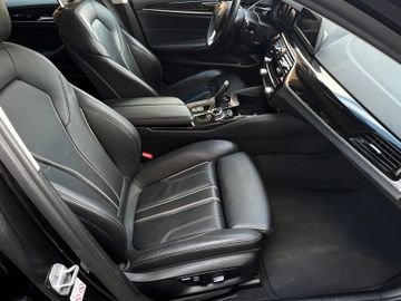 BMW 520 - 12