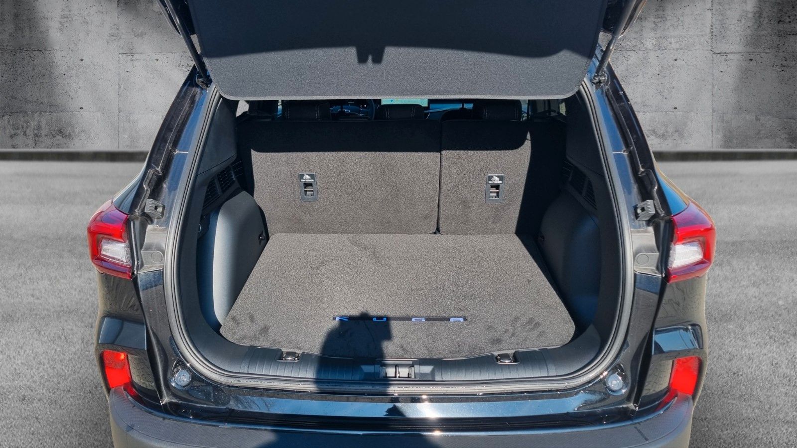 Fahrzeugabbildung Ford Kuga Titanium