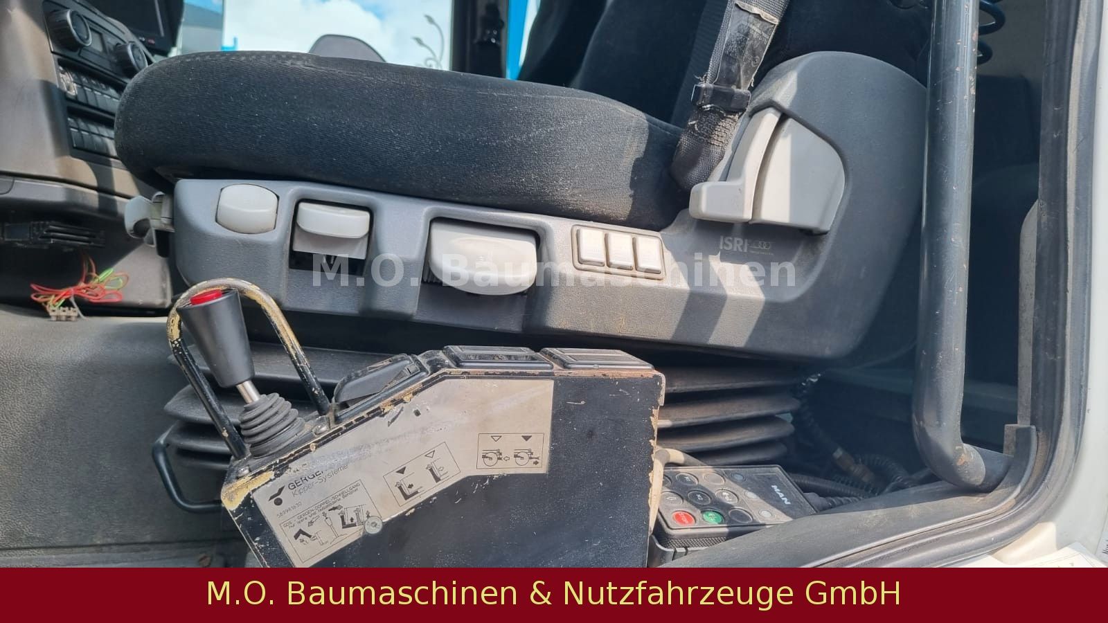 Fahrzeugabbildung MAN TGS 26.440 /6x2 BL/Gergen /Palfinger Epsilon /