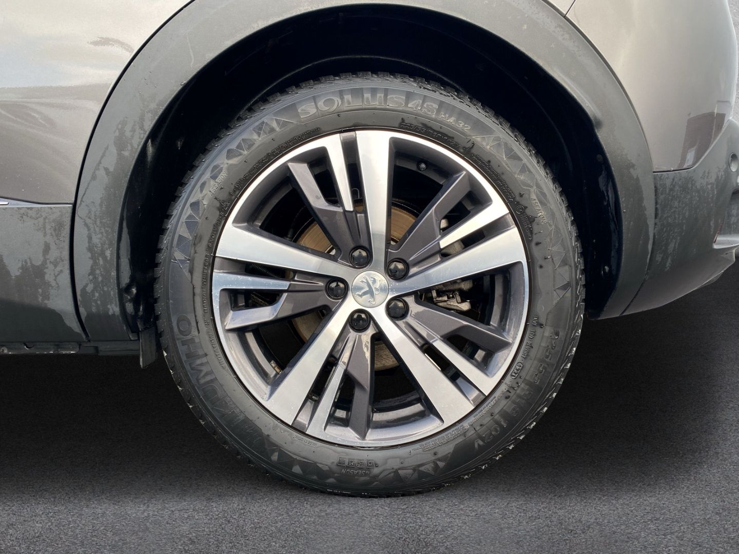 Fahrzeugabbildung Peugeot 3008 Hybrid 225 Allure 1.6 Plug-In EU6d EAT8