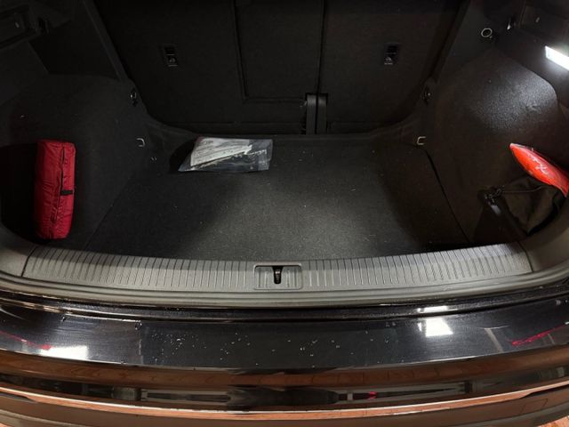 Tiguan Active 1.5 TSI DSG LED Navi Climatronic A