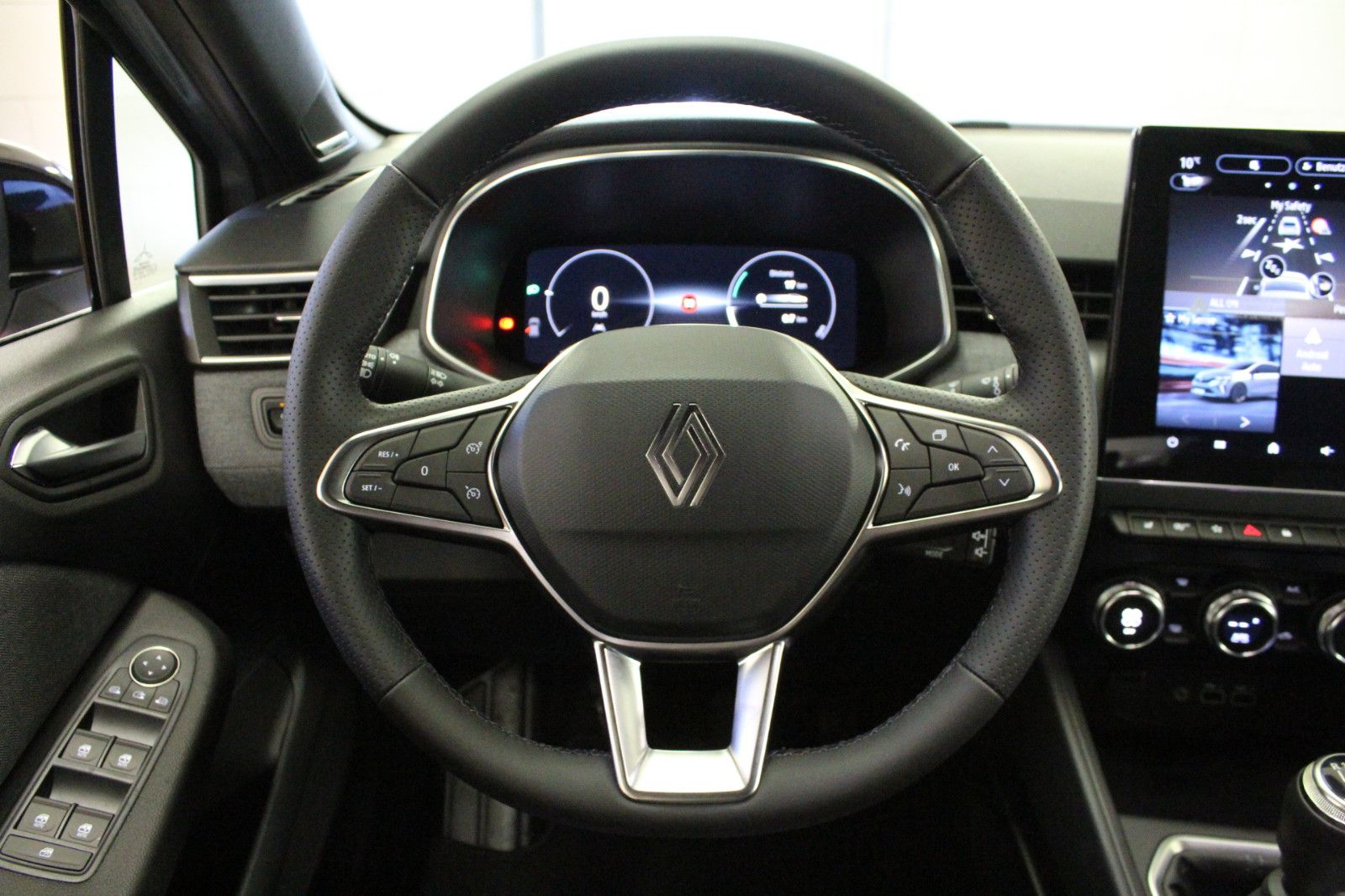 Fahrzeugabbildung Renault Clio TCe 90 Techno *Look-Paket*Winter-Paket*Bose