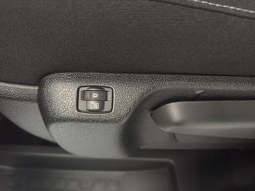 Citroën Holidays M BlueHDi 180 AHK+LED+SHZ+PDC
