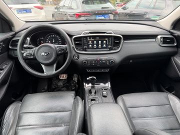 KIA Sorento - 10