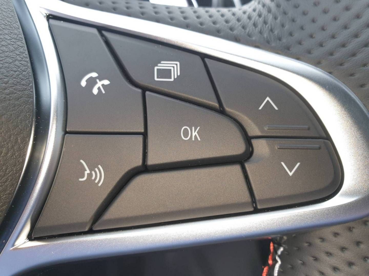 Fahrzeugabbildung Renault ARKANA R.S. LINE FAST TRACK TCe 160 EDC