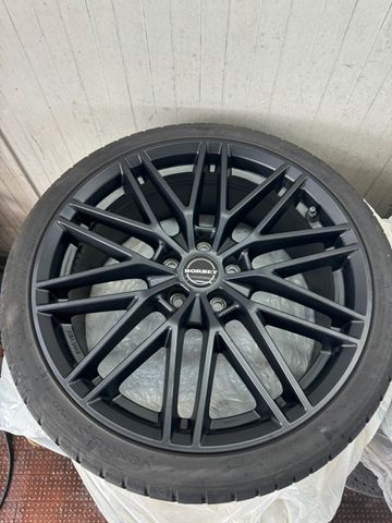 VW Golf VII Variant R 4Motion EGO-X