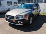 Volvo Summum 2WD/AHK/SHZ/Memmory - Volvo XC70 Summum mit Diesel-Antrieb