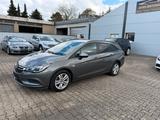 Opel Astra K Sports Tourer Edition 1.HAND PDC SHZ - mit Benzin-Antrieb: Gold, Kombi