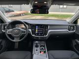 Volvo V60 Momentum/LED/CarPlay/Kamera/Shzg/AHK - Volvo V60: Momentum