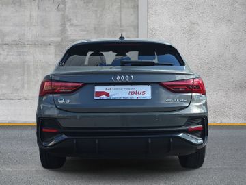 Audi Q3 - 4