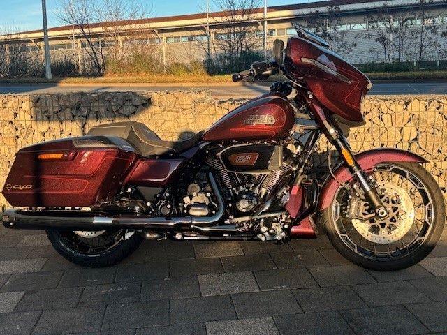 Harley-Davidson Street Glide CVO