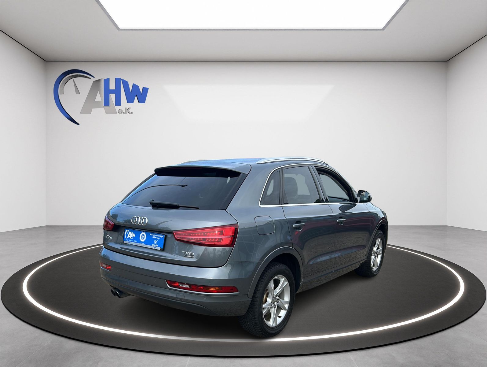 Fahrzeugabbildung Audi Q3 2,0 TFSI sport quattro