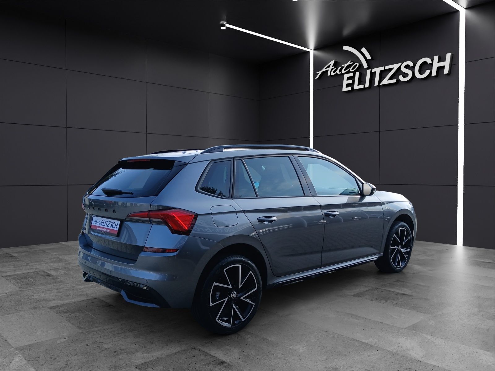 Fahrzeugabbildung SKODA Kamiq TSI Monte-Carlo LED Pano APP GRA PDC SH 18