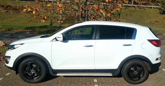 Kia Sportage 1.6 GDI FIFA World Cup, Top-Ausstatzung