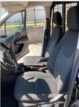 Ford Transit Courier - schwarze Ford Transit Courier