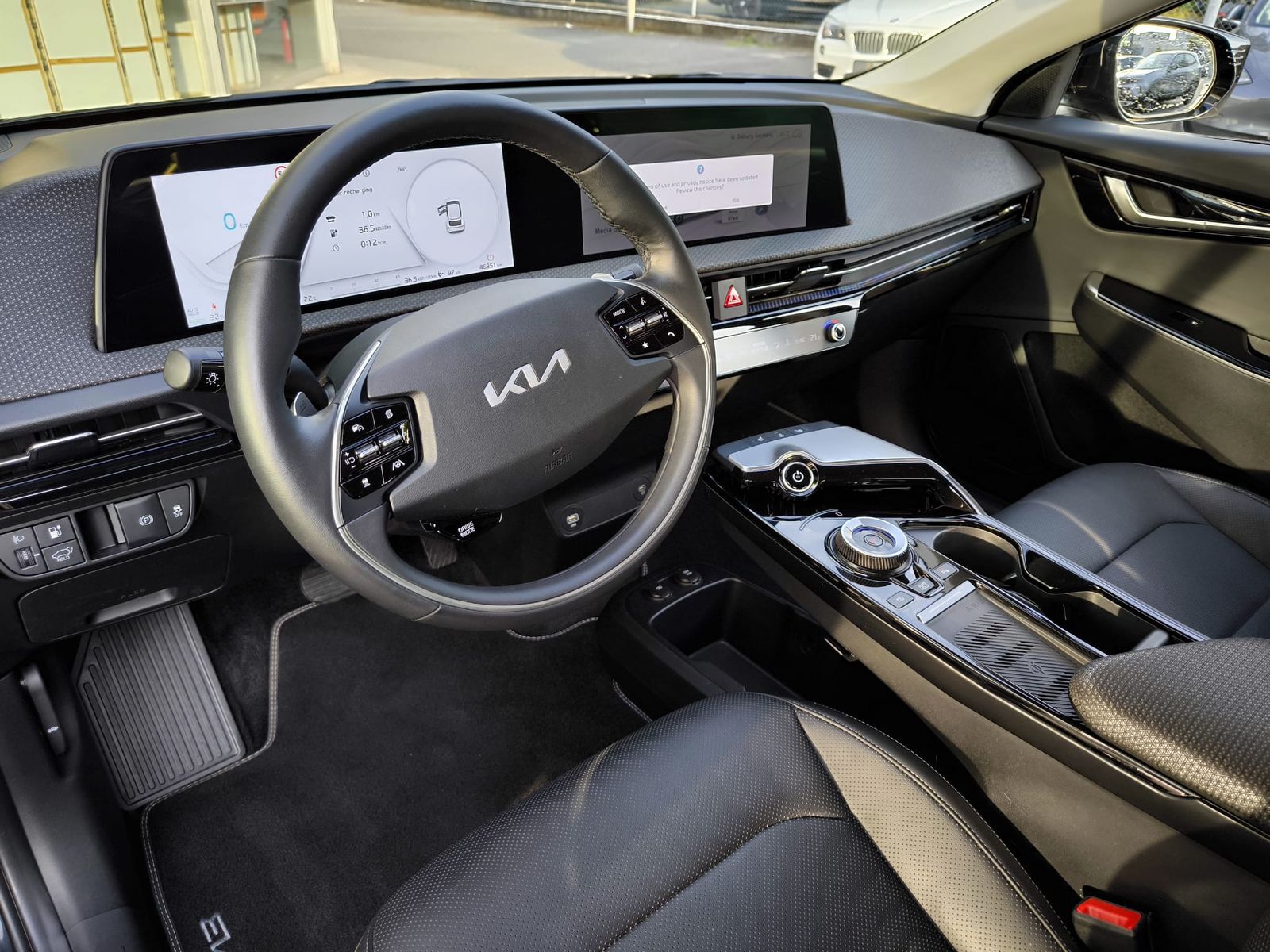 Fahrzeugabbildung Kia EV6 2WD WERKSGAR+NAVI+LED+SHZ+DAB+KAMERA+ACC+19"