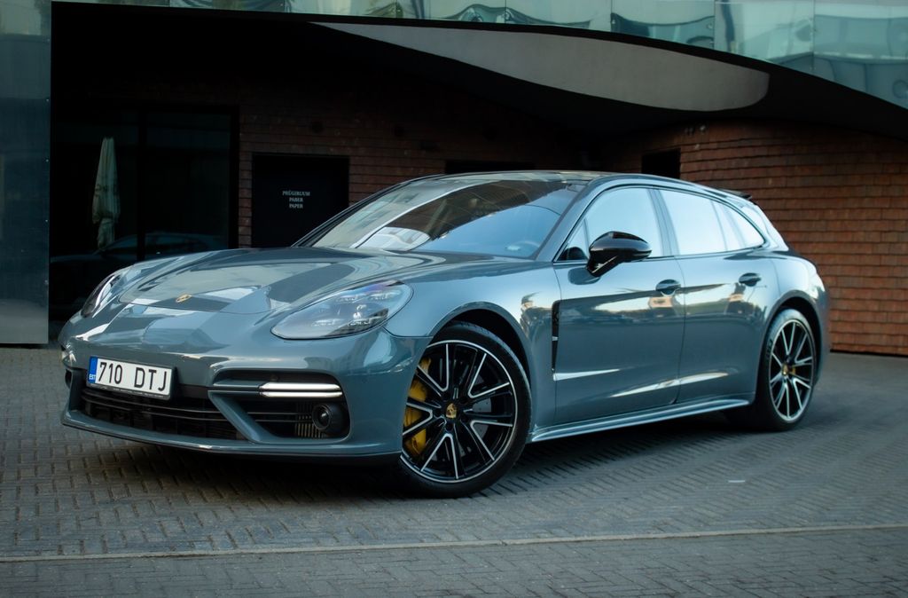 Image of Porsche Panamera