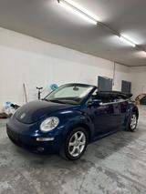 Volkswagen VW Beetle Cabriolet Freestyle - gebrauchte VW Beetle aus dem Jahr 2010