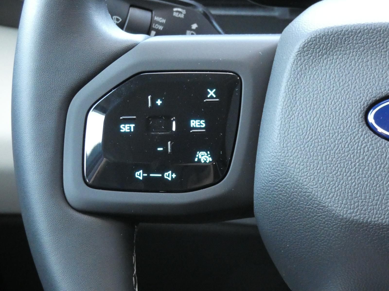 Ford Explorer - Bild 19