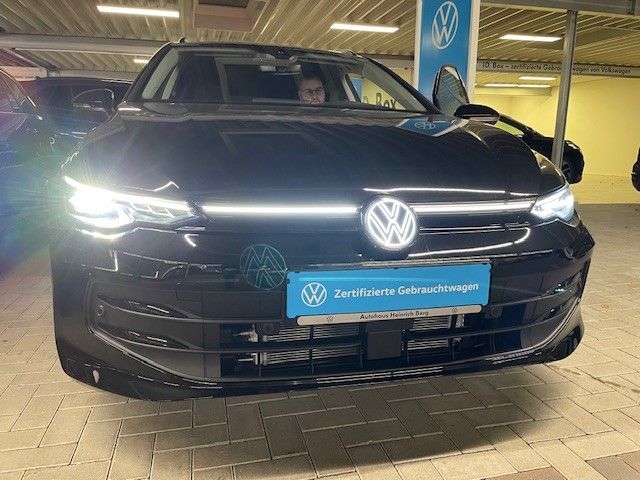 Fahrzeugabbildung Volkswagen Golf Variant Life 1.5 TSI OPF