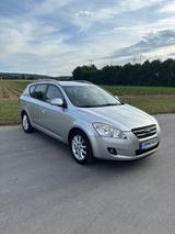 Kia ceed 1.6 Benzin TüV , Bremsen neu Kombi - Kia cee'd Sportswagon aus 2008