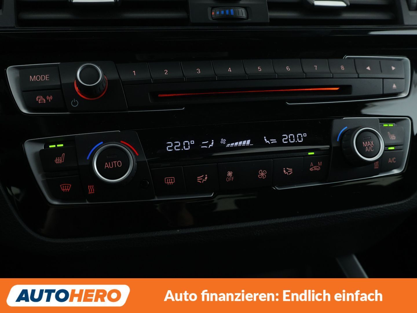 BMW 120i Edition M Sport Shadow Aut NAVI LED TEMPO P foto 24