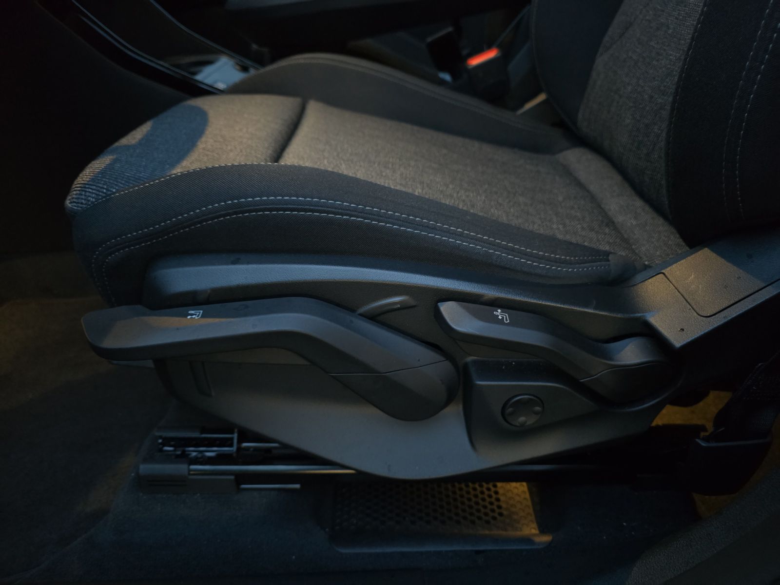 BMW 218 Active Tourer - Bild 21