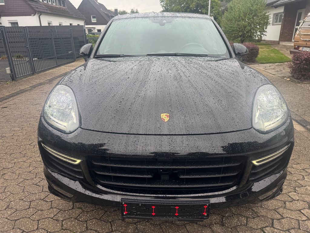 Image of Porsche Cayenne