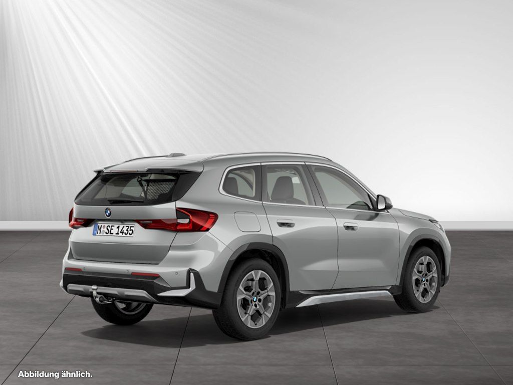 BMW X1 sDrive20d xLine Anhängerk. DA H K Parkass foto 2