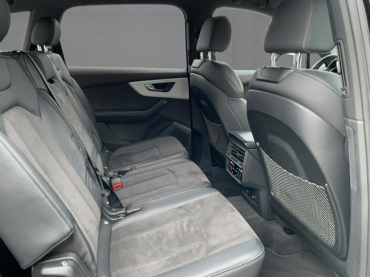 Audi Q7 - Bild 13