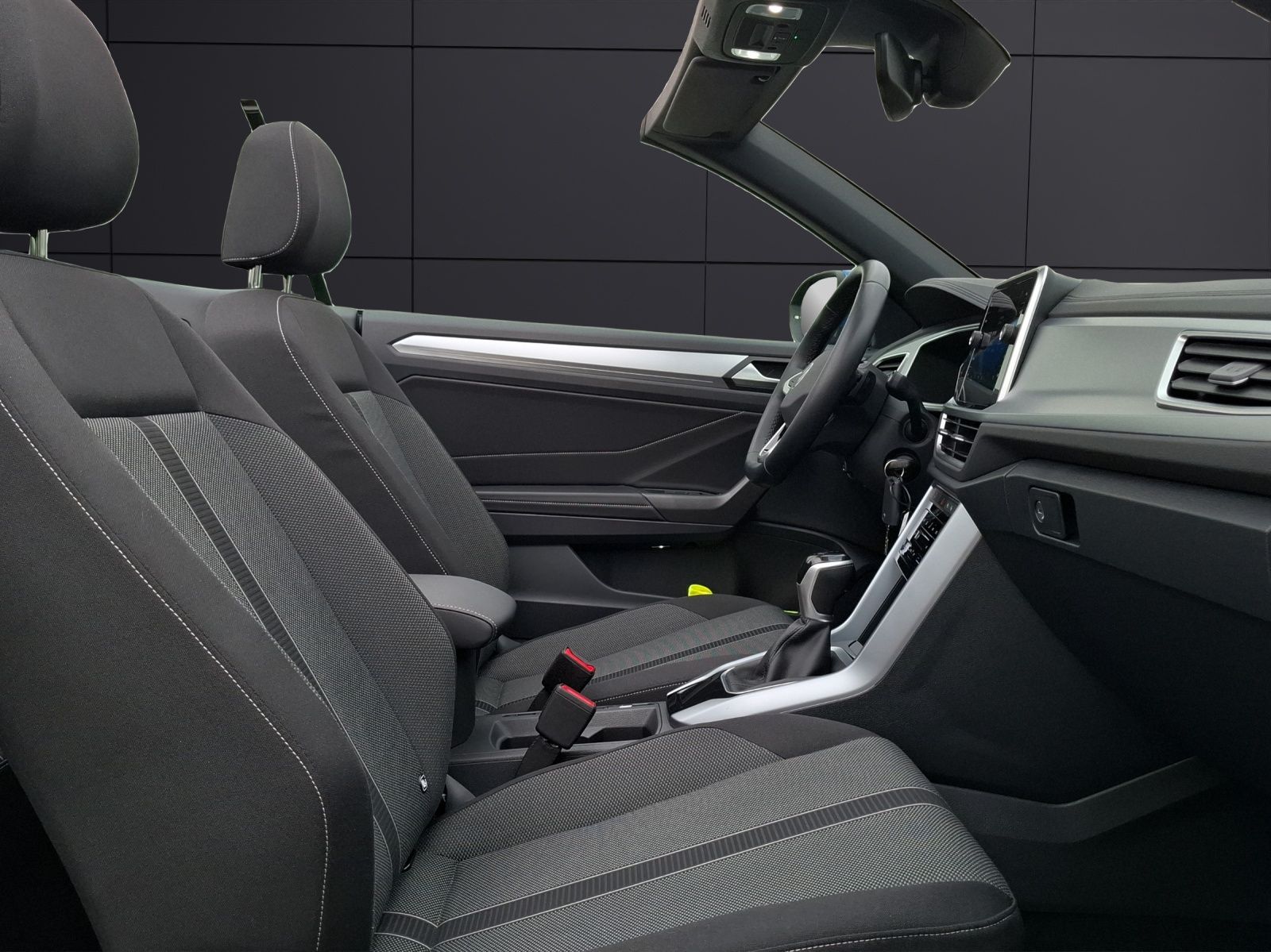 Fahrzeugabbildung Volkswagen T-Roc Cabriolet TSI Style DSG LEDplus Navi AID A