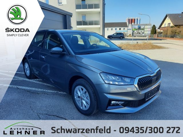 Skoda FABIA 5JAHRE GAR.+FH VO HI+SHZ VO+PDC HI