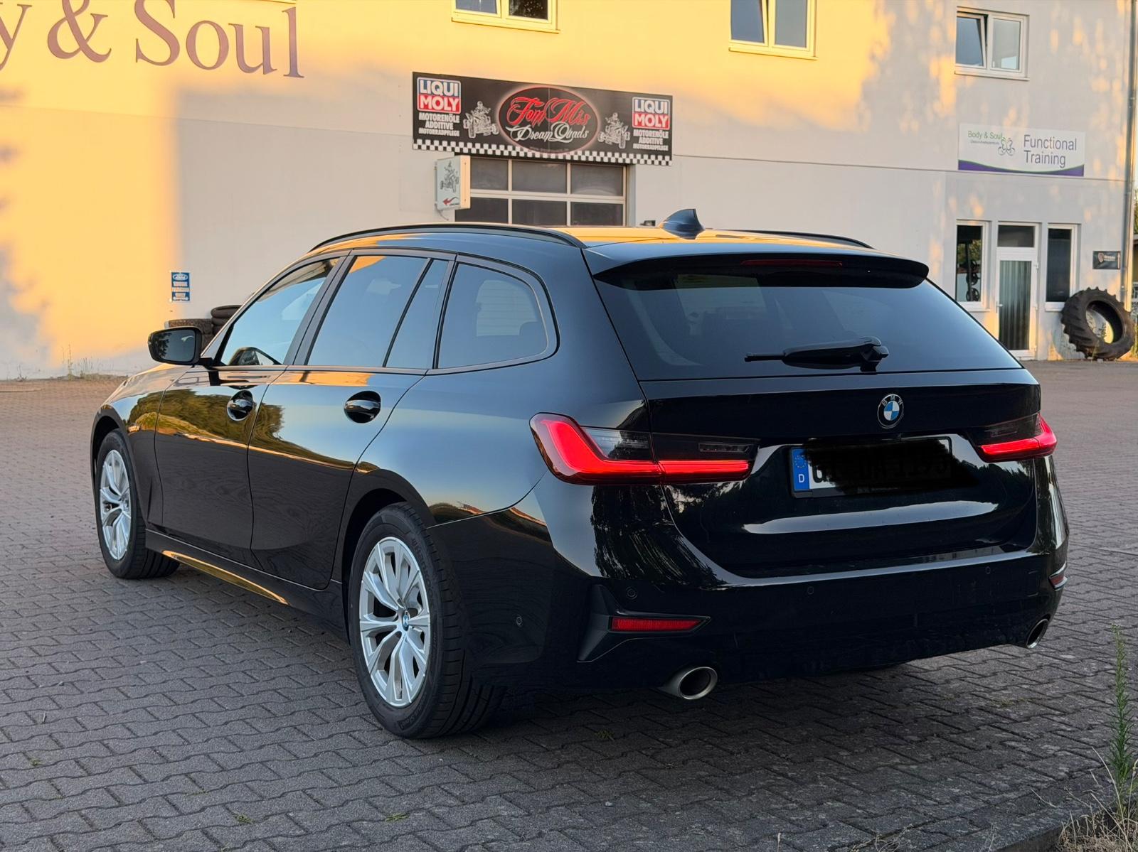 BMW 320 i Touring HUD, DAProf, LASER, Keyless Go, миниатюра 5
