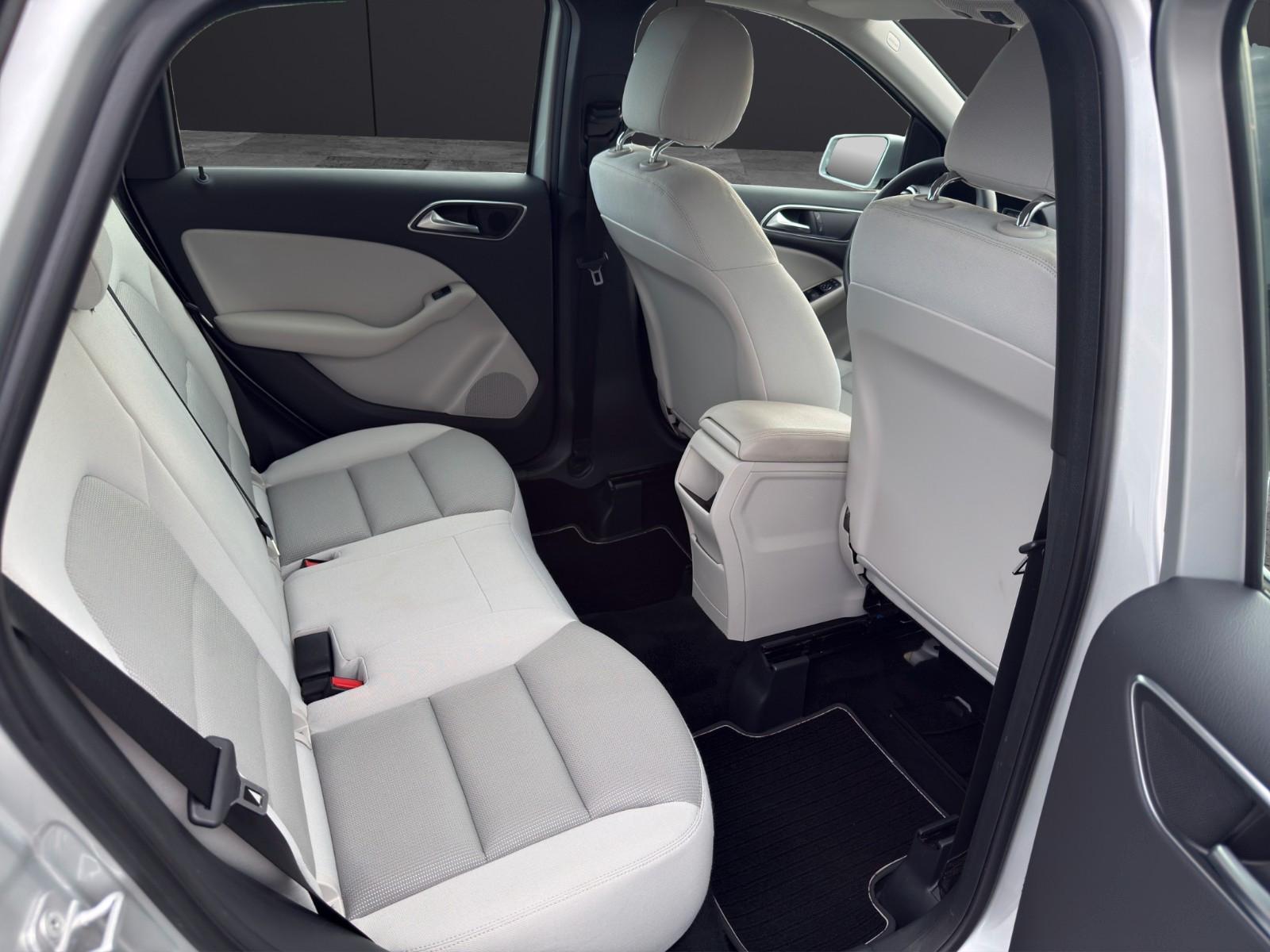 Mercedes-Benz B 180 Automatik*Garantie*TÜV/ServiceNEU*2.Hand