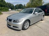BMW 318 Baureihe 3 Lim. 318i - BMW 318 in Chemnitz