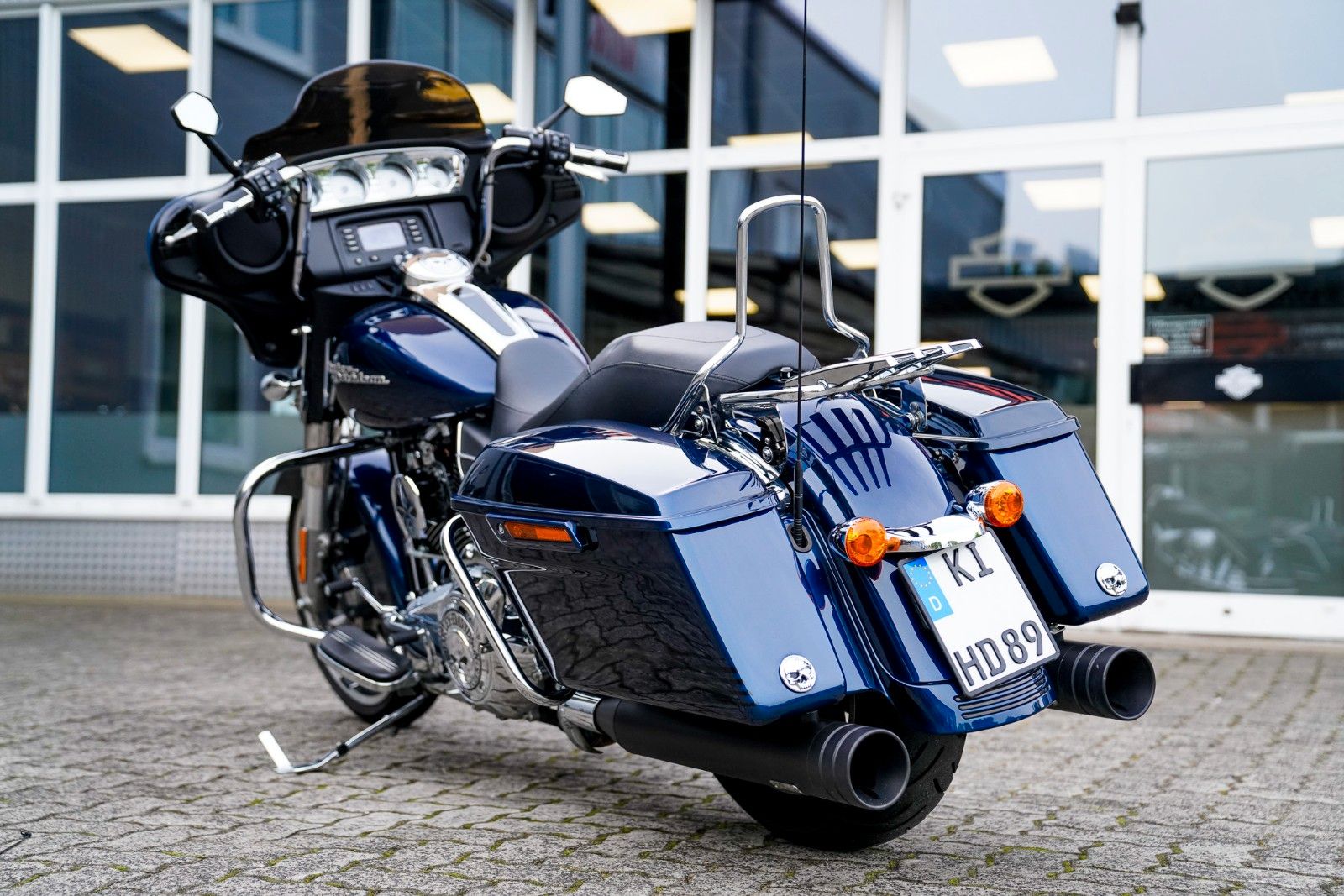 Fahrzeugabbildung Harley-Davidson FLHX Street Glide 103 cui - Jekill -