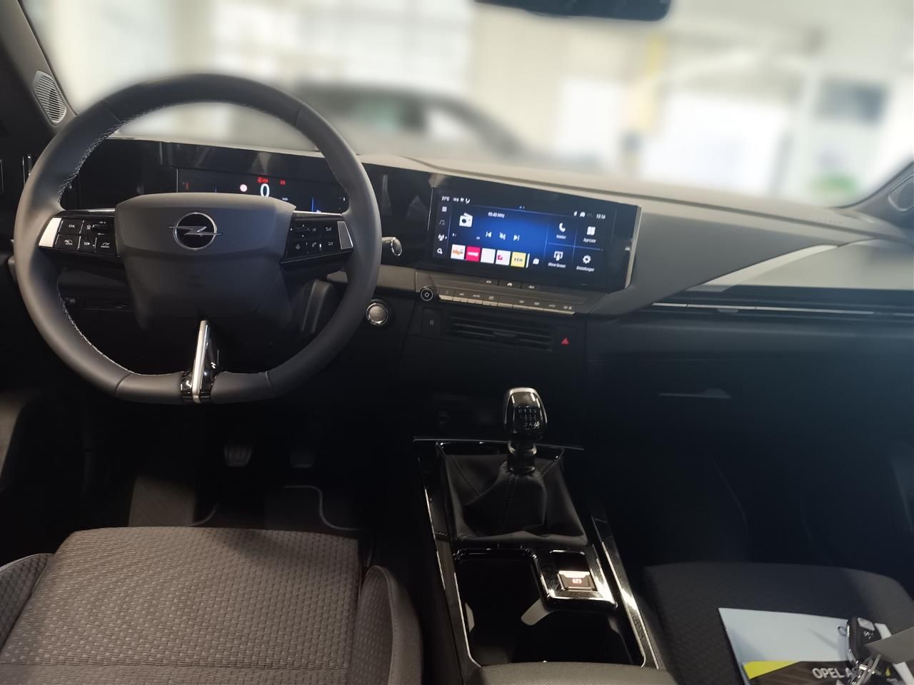 Fahrzeugabbildung Opel Astra L Lim. 1.2 Turbo Edition