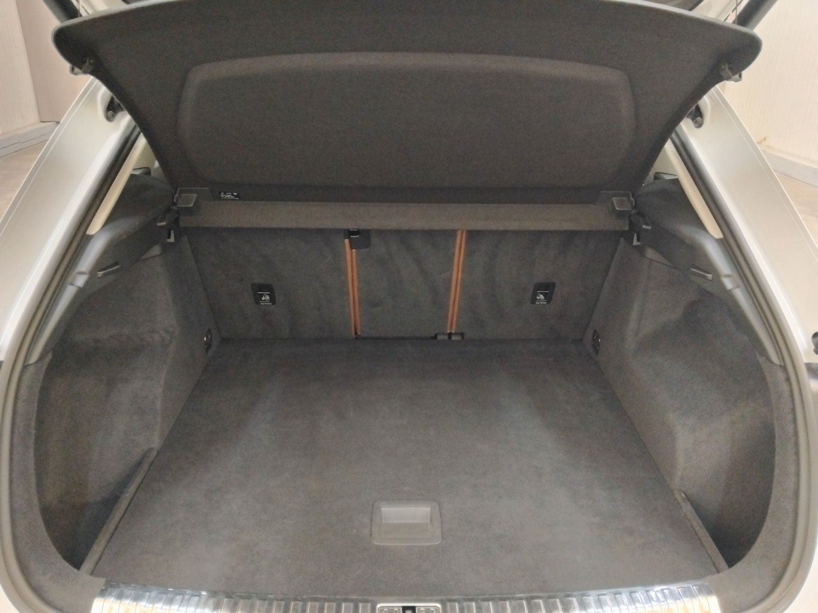 Audi Q3 (06/2026, Benzin)