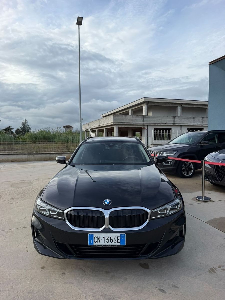 BMW Bmw 316 316d 48V Touring imagem 2